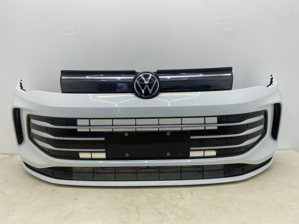 VOLKSWAGEN TIGUAN MK3 24-26 Complete Front Bumper In White With Sensors And Wire