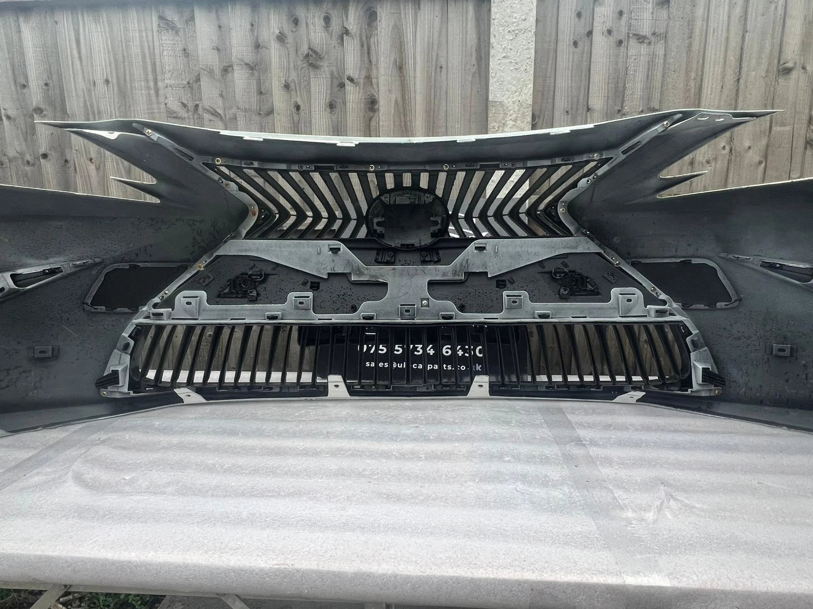 Lexus ES300h 2018–2020 Genuine Front Bumper