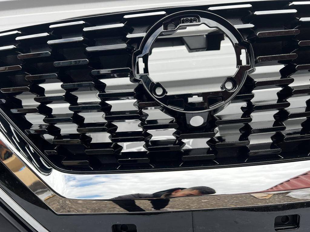 NISSAN QASHQAI J12 FRONT BUMPER IN PRIME 2021-24 BRAND NEW