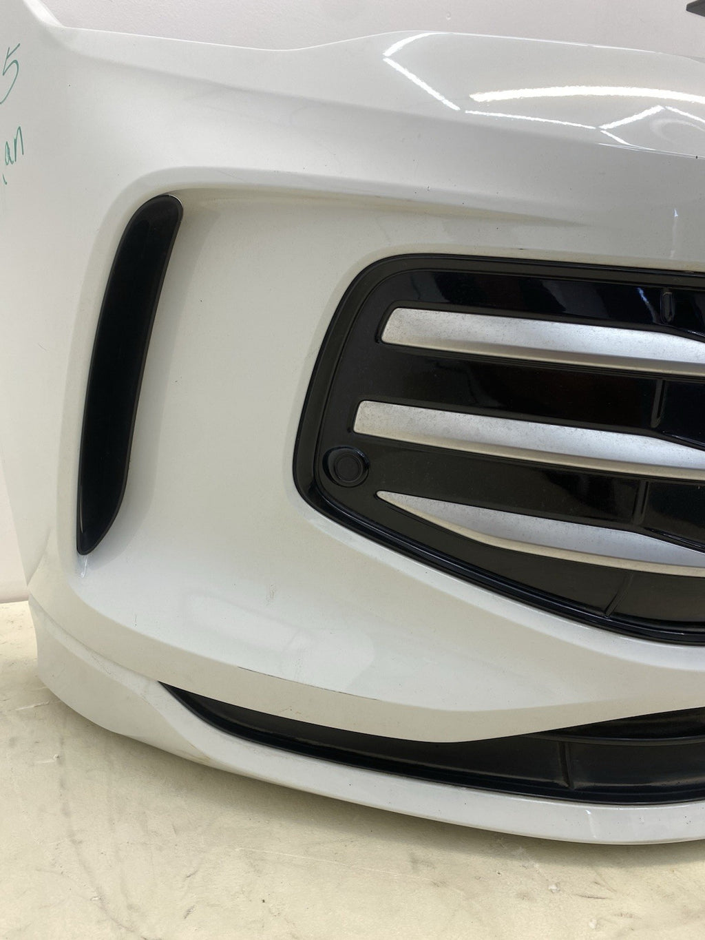 VOLKSWAGEN TIGUAN MK3 24-26 Complete Front Bumper In White With Sensors And Wire