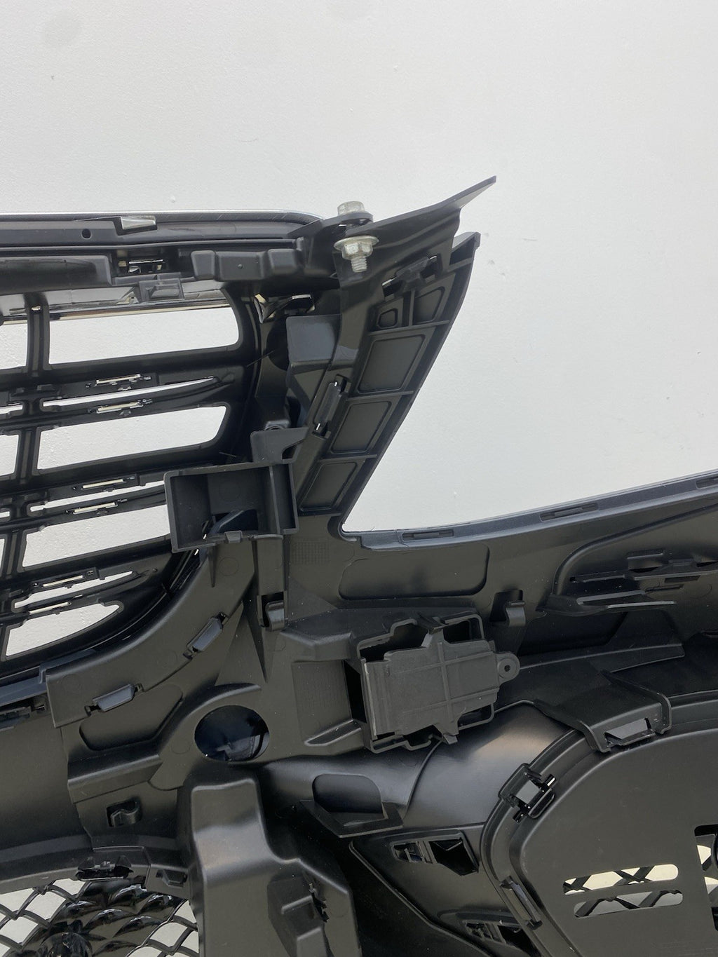 MERCEDES BENZ S CLASS W222 Complete Front Bumper  2015- 2020 (2228809500)