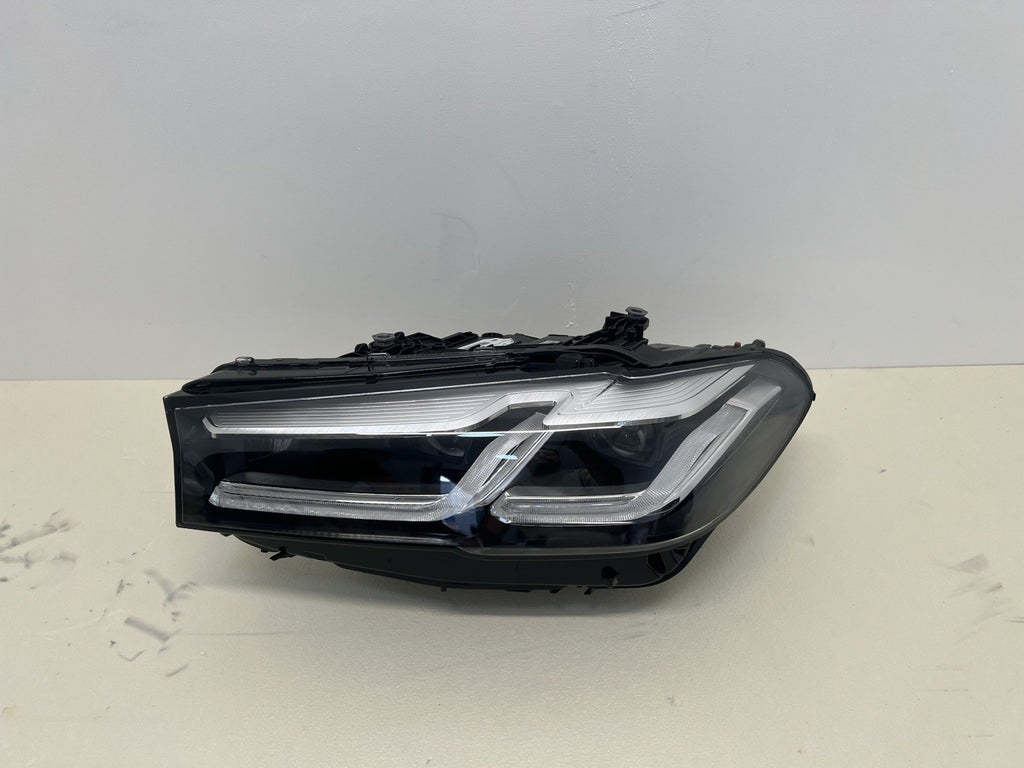BMW G30 G31 G38 Passenger Side Complete Headlight 2018- 2023With Modules Genuine