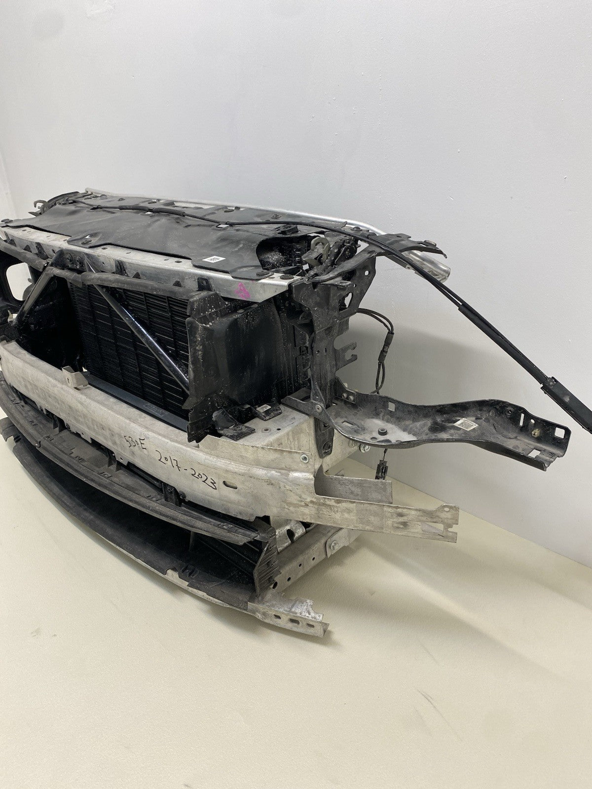 BMW 5 SERIES G30 G31 530E Complete Slam Panel And Radiator Pack 2017-2023
