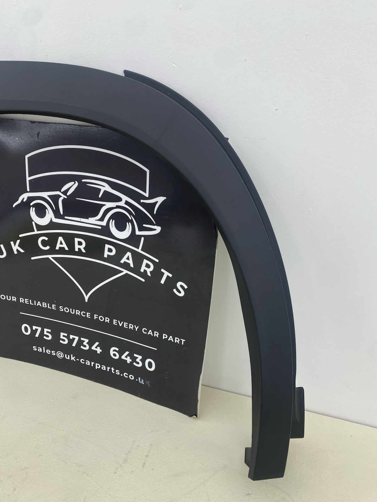 LEXUS UX 250H REAR RIGHT WHEEL ARCH MOULDING  2019-2025  75605-76010