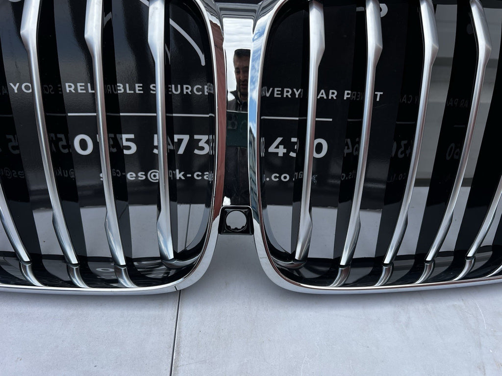 BMW X5 G05 front bumper upper grill SUV 2019-2022