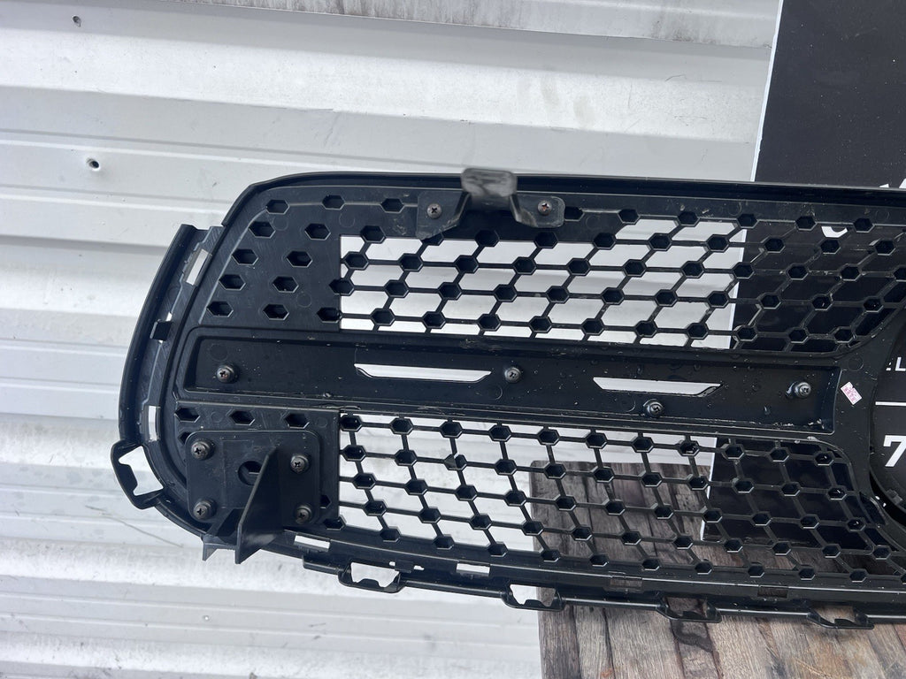 Mercedes-Benz GLC W253 X253 2020-2023 Front Bumper Radiator Grille