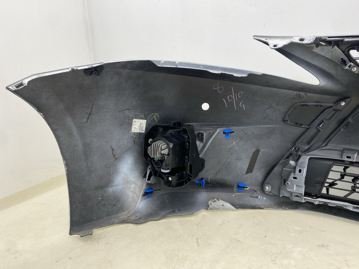 LEXUS CT200H COMPLETE FRONT BUMPER WITH GRILL& FOGLIGTHS 2018-2023