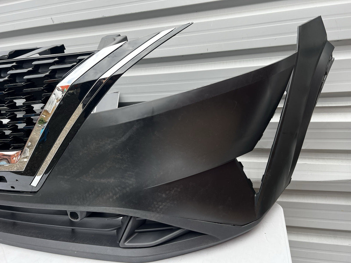 NISSAN QASHQAI J12 FRONT BUMPER IN PRIME 2021-24 BRAND NEW