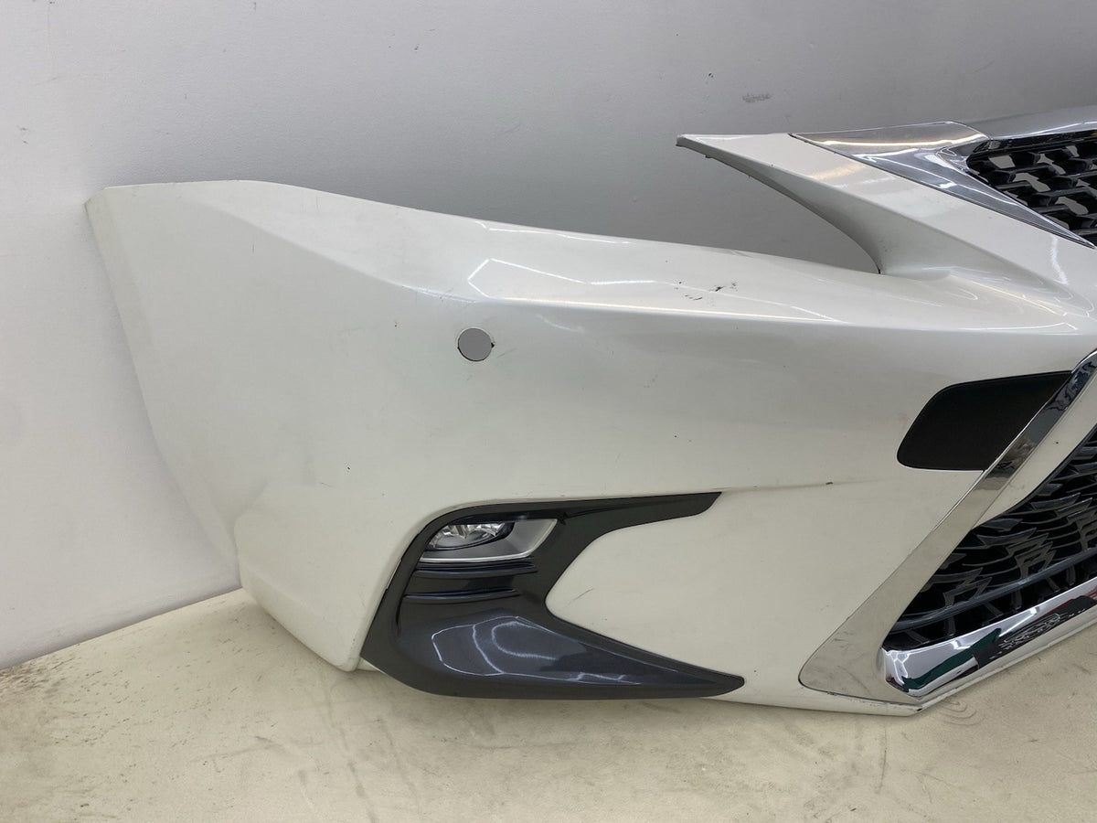 LEXUS CT200H COMPLETE FRONT BUMPER WITH GRILL& FOGLIGTHS 2018-2023
