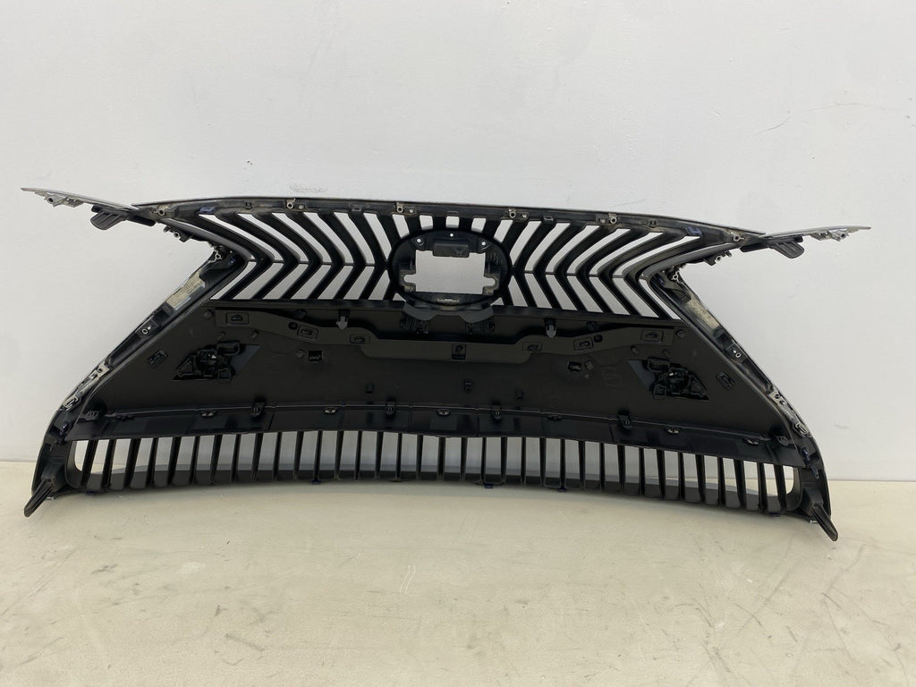 LEXUS ES300H FRONT BUMPER RADIATOR  ( GRILL )GENUINE 2019-2022