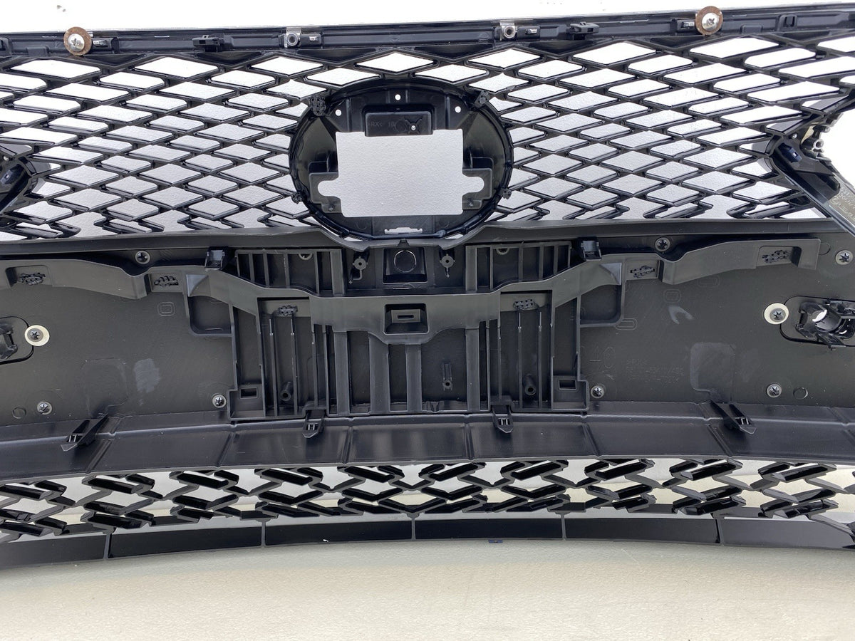 LEXUS ES300H F SPORT FRONT BUMPER RADIATOR  (GRILL) 2019 OWORDS