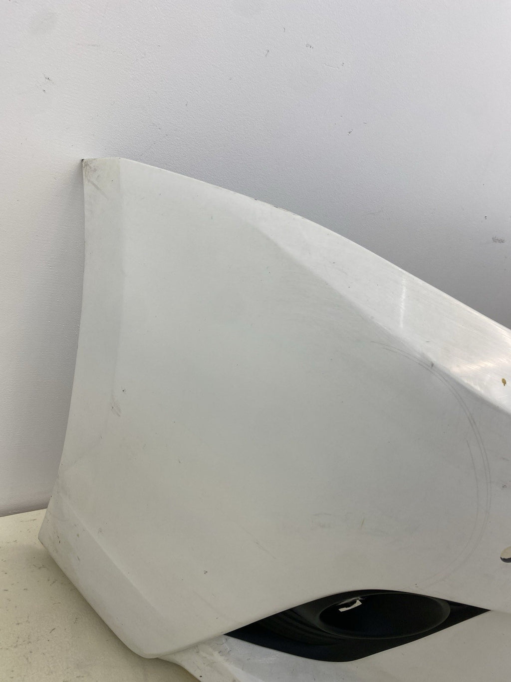 LEXUS CT200H COMPLETE FRONT BUMPER WITH GRILL & fog lights 2013-2017