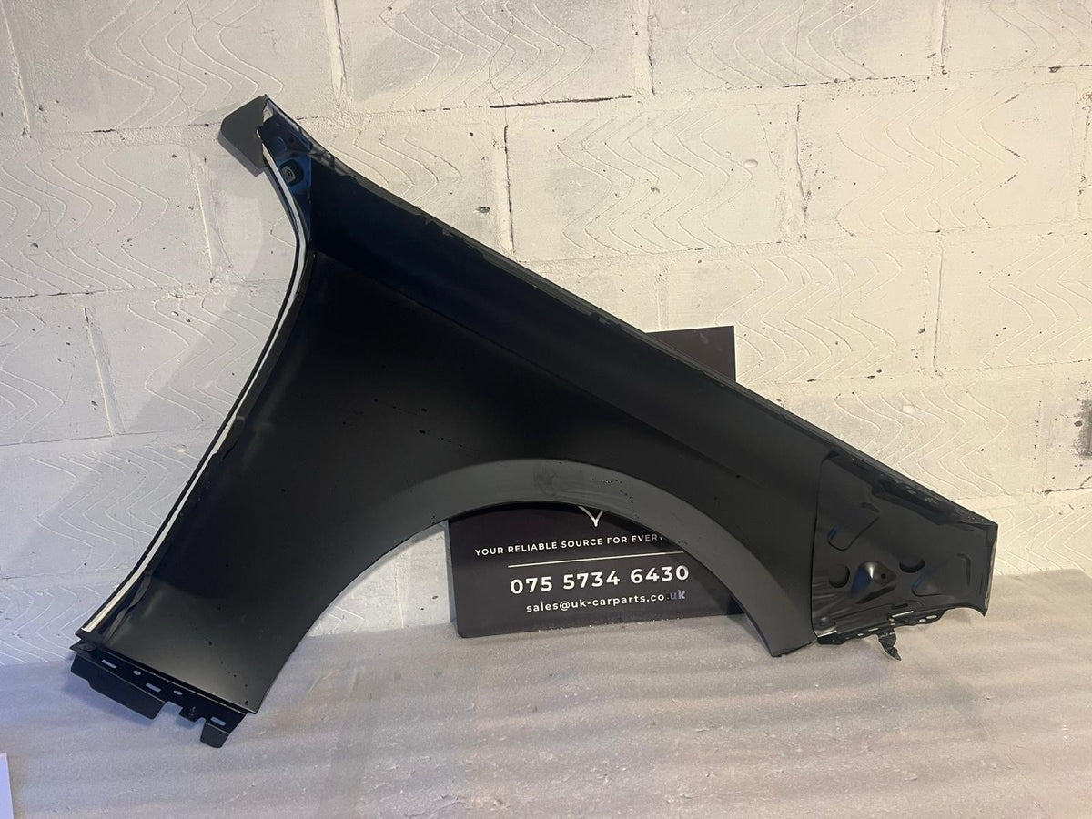 BMW 7 Series G70 Front Left Wing Aluminium 2023-On 41359628641