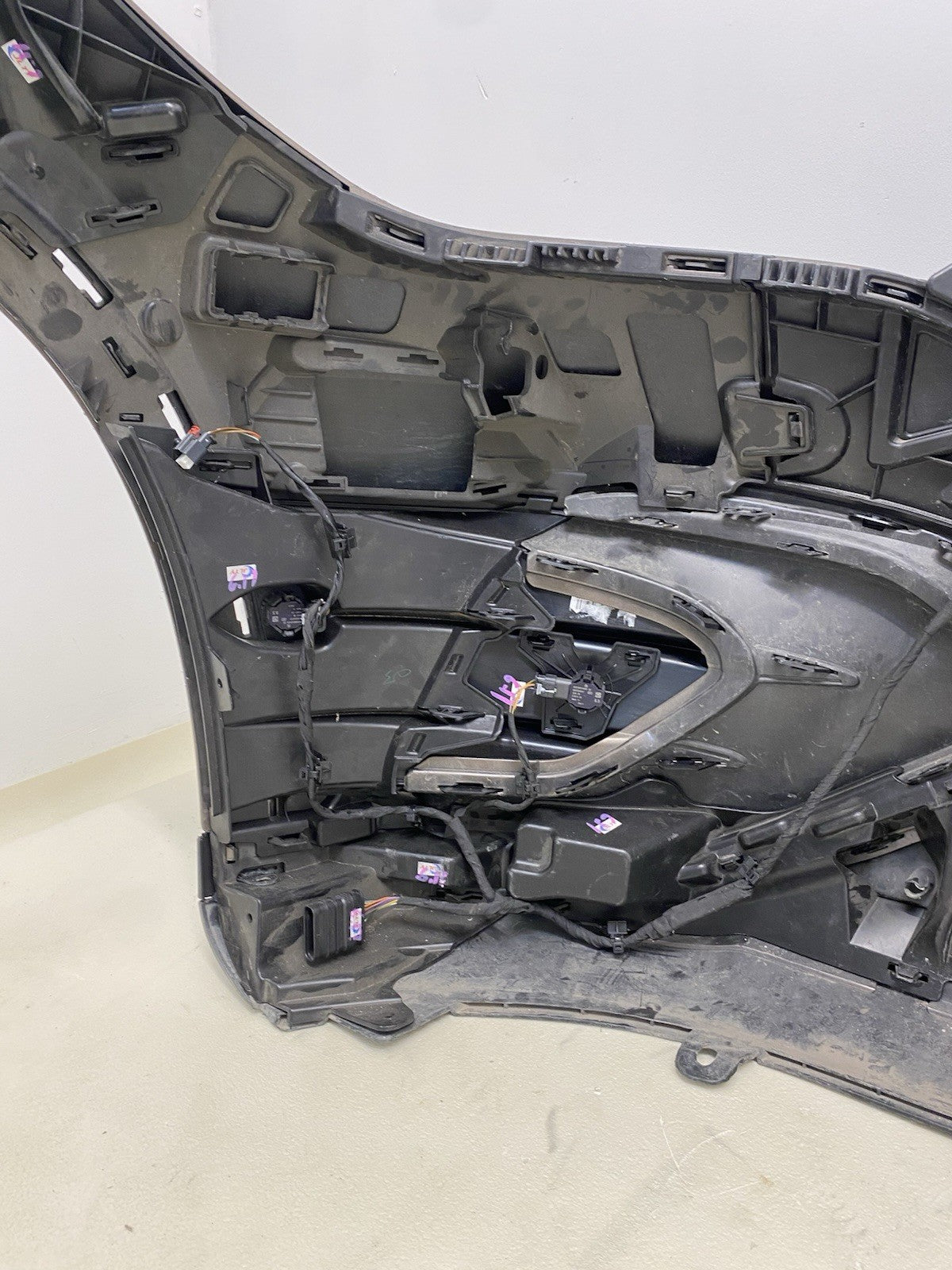 MERCEDES BENZ EQE 350+ SUV  X294 COMPLETE FRONT BUMPER WITH WIRE & Sensors 24-26