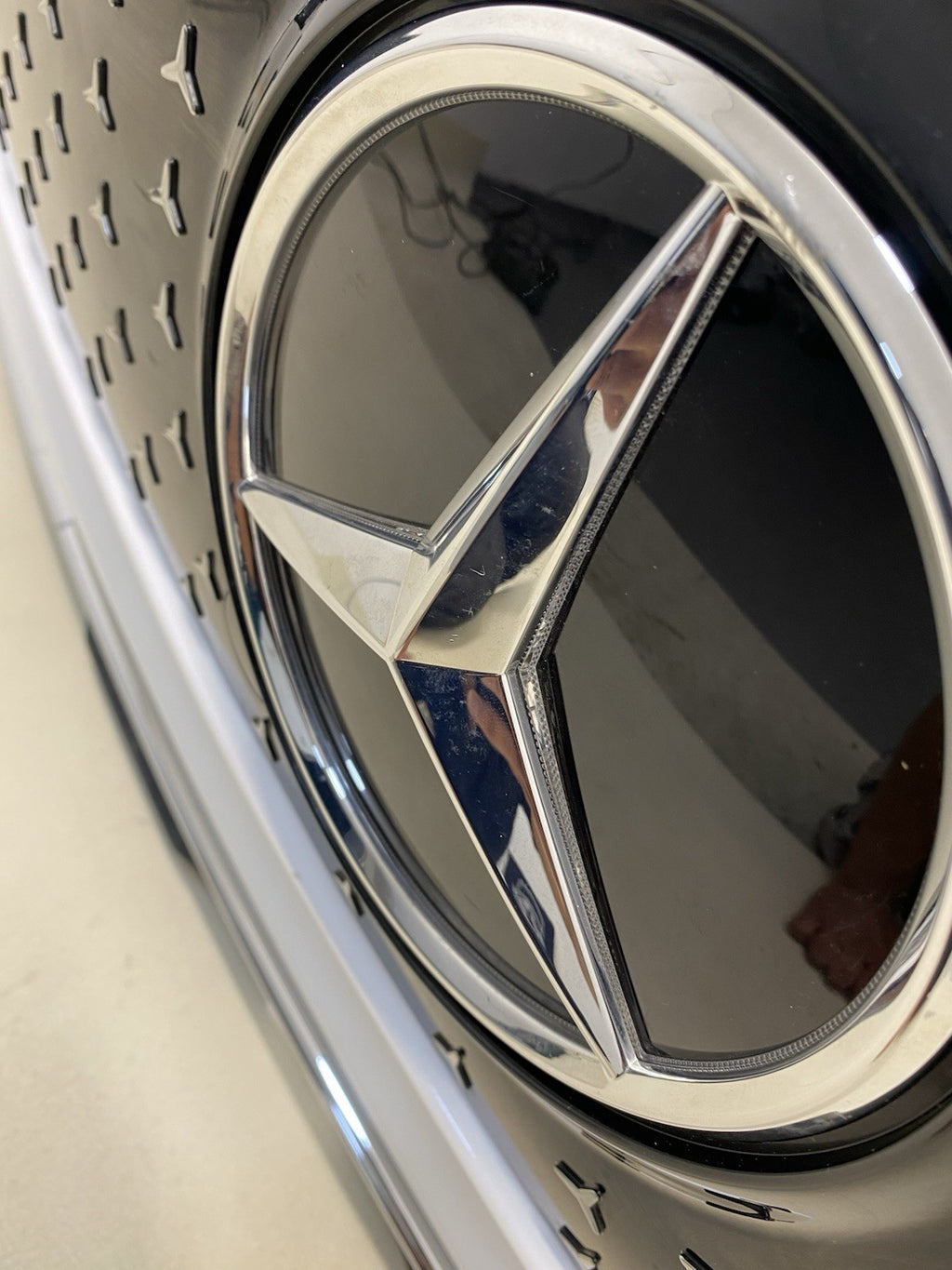 Mercedes Benz EQB AMG LINE W243 COMPLETE FRONT BUMPER WITH WIRE & SENSORS 24-ON