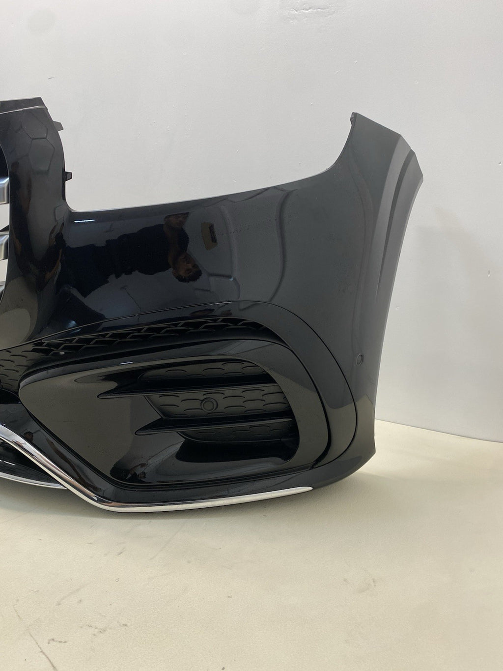 Mercedes Benz GLS X167 Facelift Complete Front Bumper With Wire & Sensor 2023-26