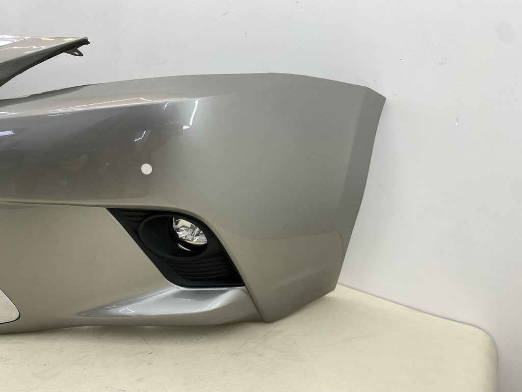 LEXUS CT200H COMPLETE FRONT BUMPER WITH GRILL & fog lights 2013-2017
