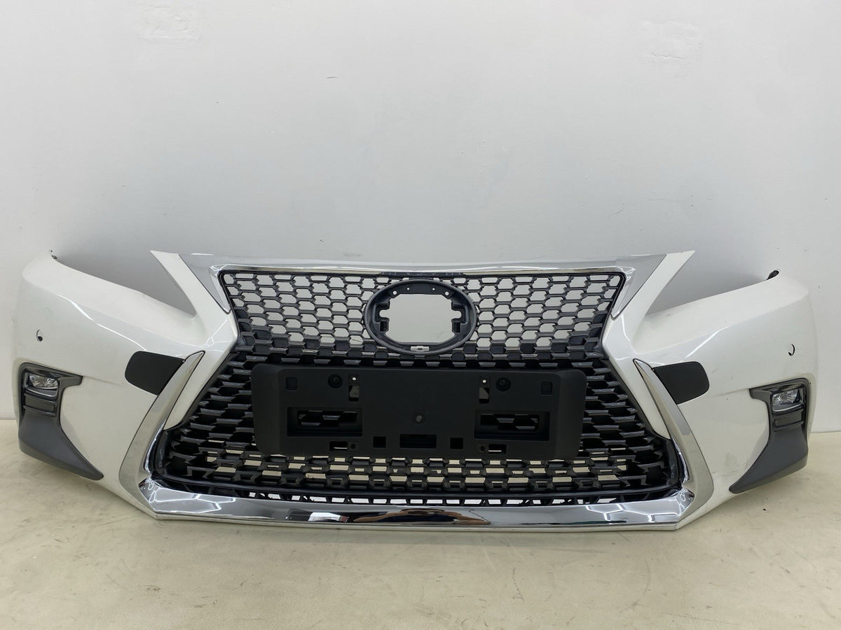 LEXUS CT200H COMPLETE FRONT BUMPER WITH GRILL& FOGLIGTHS 2018-2023