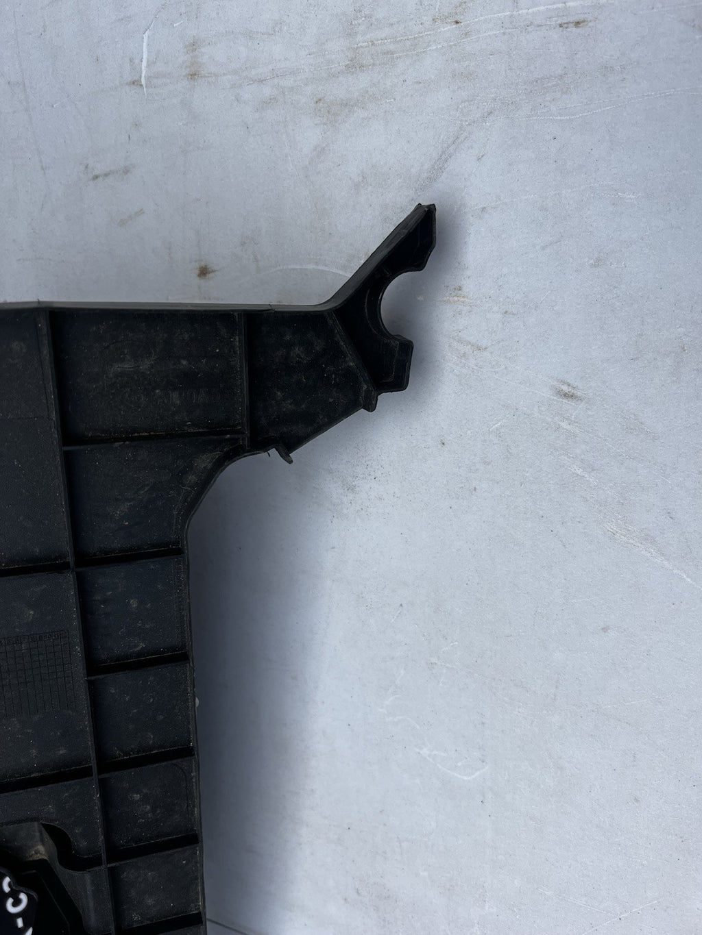 NISSAN QASHQAI J12 2021- LEFT RADIATOR AIR DUCT GUIDE NEW PRIME 215596UR0A