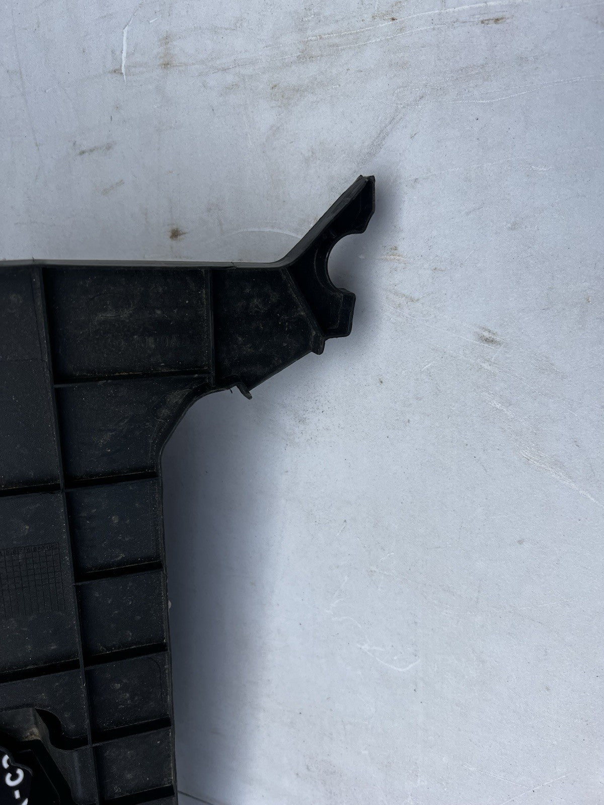 NISSAN QASHQAI J12 2021- LEFT RADIATOR AIR DUCT GUIDE NEW PRIME 215596UR0A
