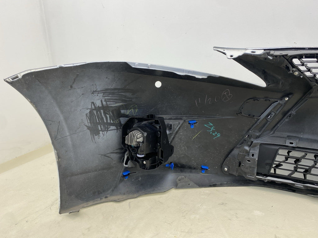 LEXUS CT200H COMPLETE FRONT BUMPER WITH GRILL& FOGLIGTHS 2018-2023