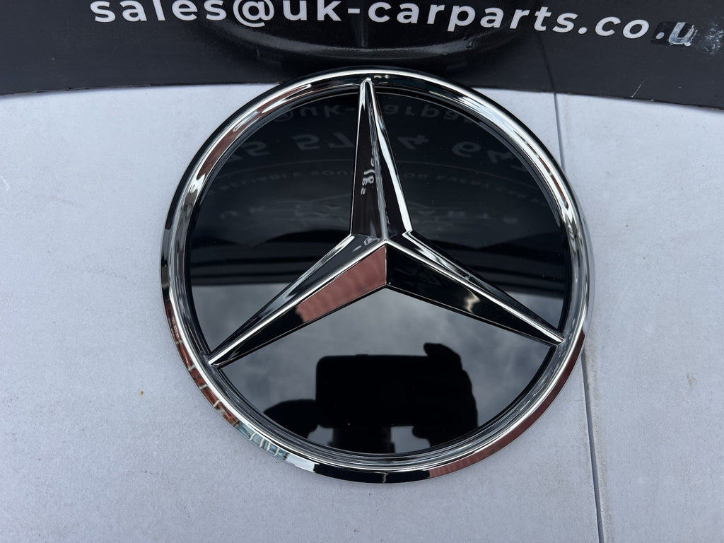 MERCEDES C CLASS W205 2019-2021 BRAND NEW FRONT BUMPER GRILL BADGE