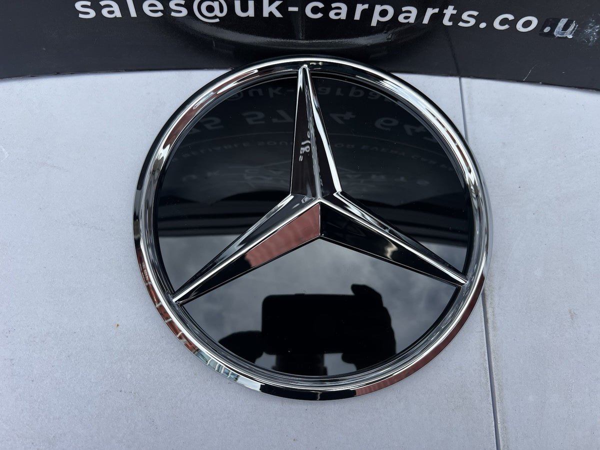 MERCEDES C CLASS W205 2019-2021 BRAND NEW FRONT BUMPER GRILL BADGE