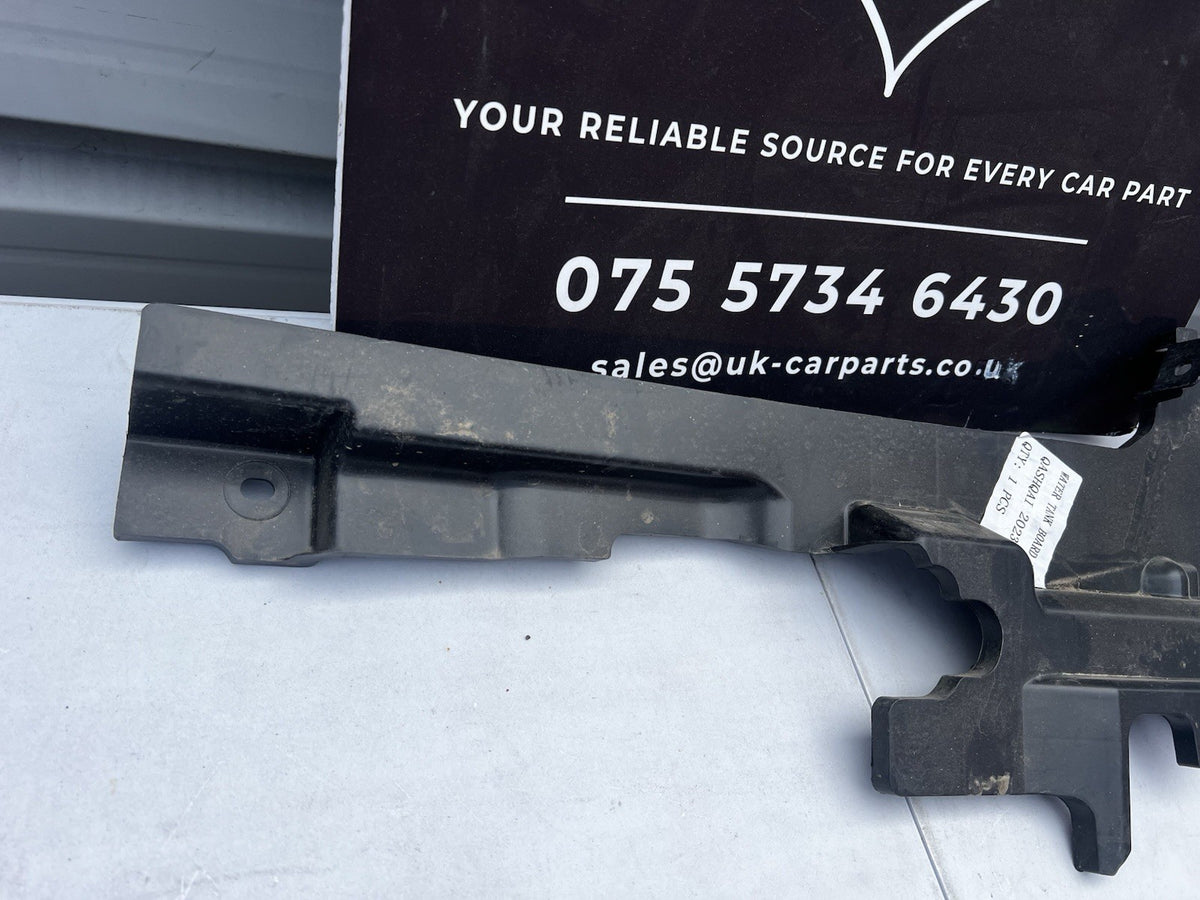 NISSAN QASHQAI J12 2021- LEFT RADIATOR AIR DUCT GUIDE NEW PRIME 215596UR0A