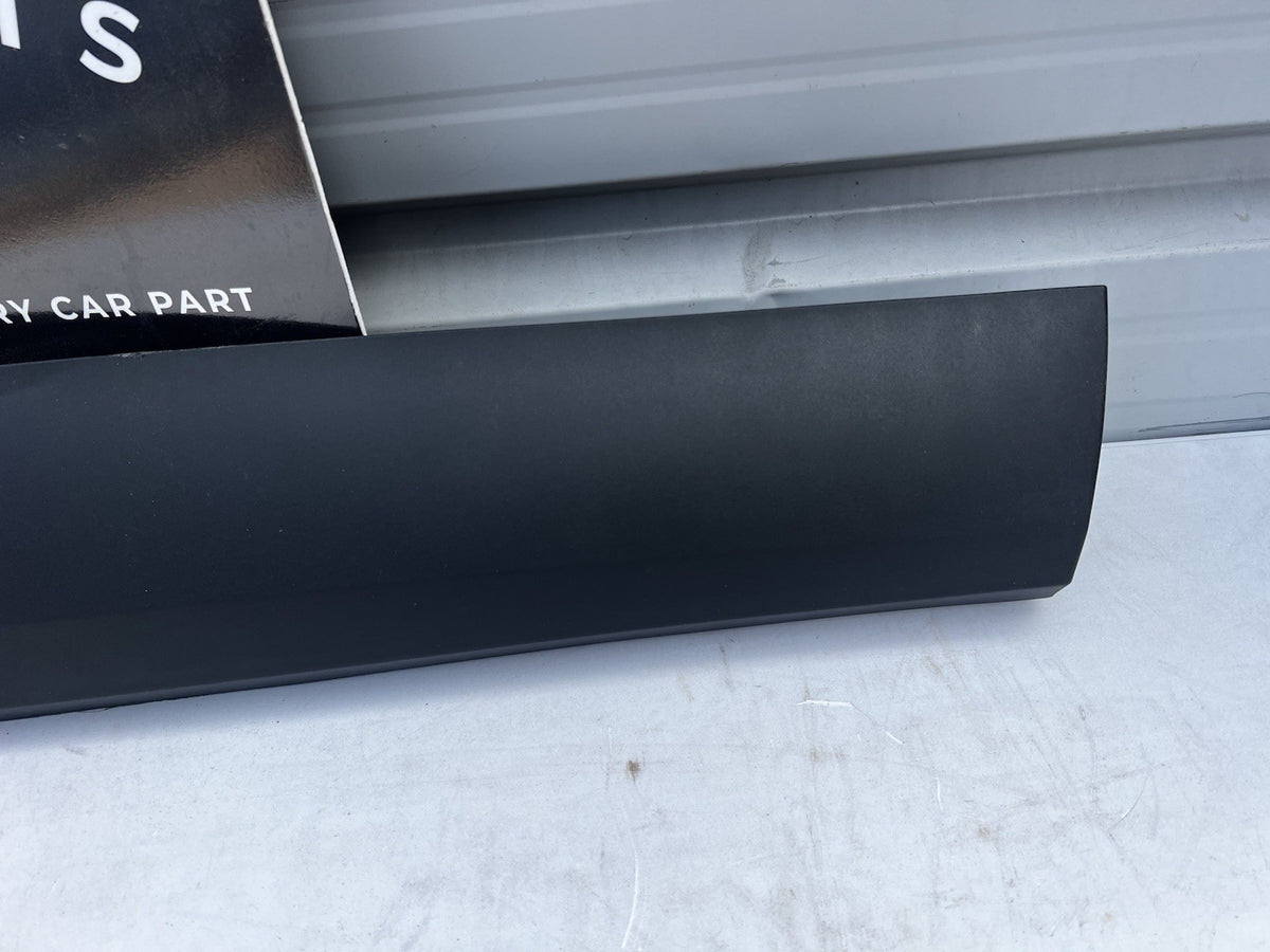 NISSAN QASHQAI 2022-2025 LOWER DOOR MOULDING TRIM FRONT RIGHT 808706UA0A PRIME