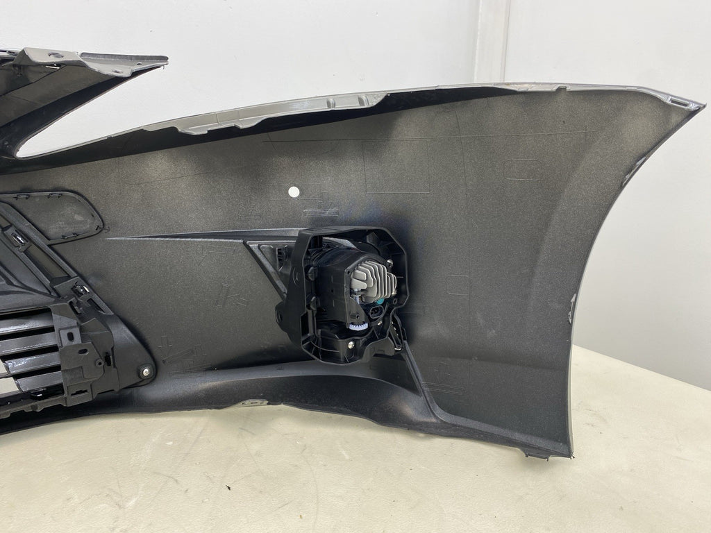 LEXUS CT200H COMPLETE FRONT BUMPER WITH GRILL & fog lights 2013-2017