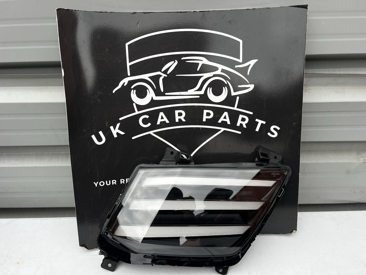 PEUGEOT 208 MK2 DRL DAYTIME RUNNING LED LIGHT DRIVER/ RIGHT 2024-2025 9851053980