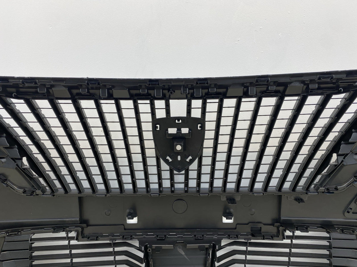 PEUGEOT 2008 COMPLETE FRONT BUMPER WITH GRILLS & TRIMS  2024-ONWORDS