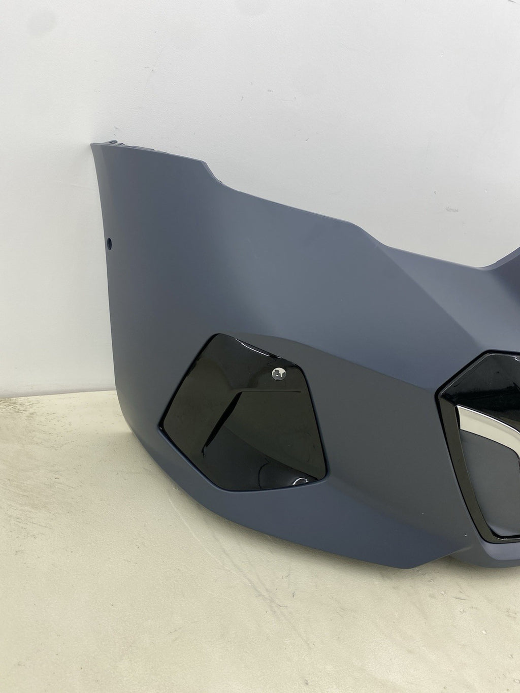 BMW 5 SERIES G60/61 /i5 M SPORT COMPLETE FRONT BUMPER WITH GRILL