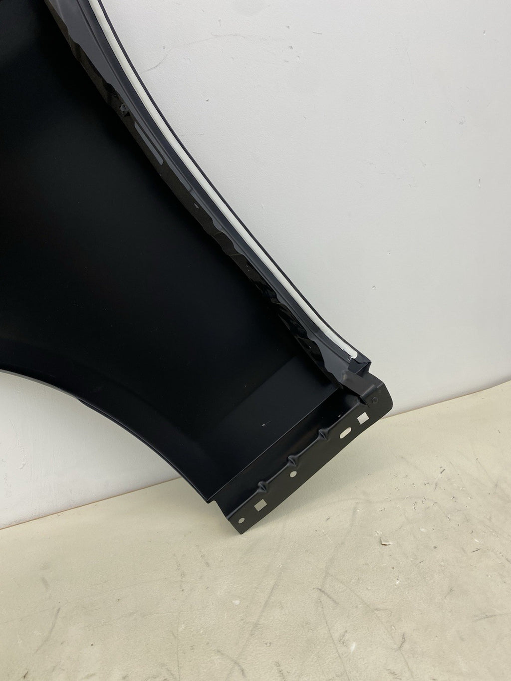 MERCEDES E CLASS W213 2017-2023 DRIVER SIDE RIGHT WING PANEL FENDER ALUMINIUM