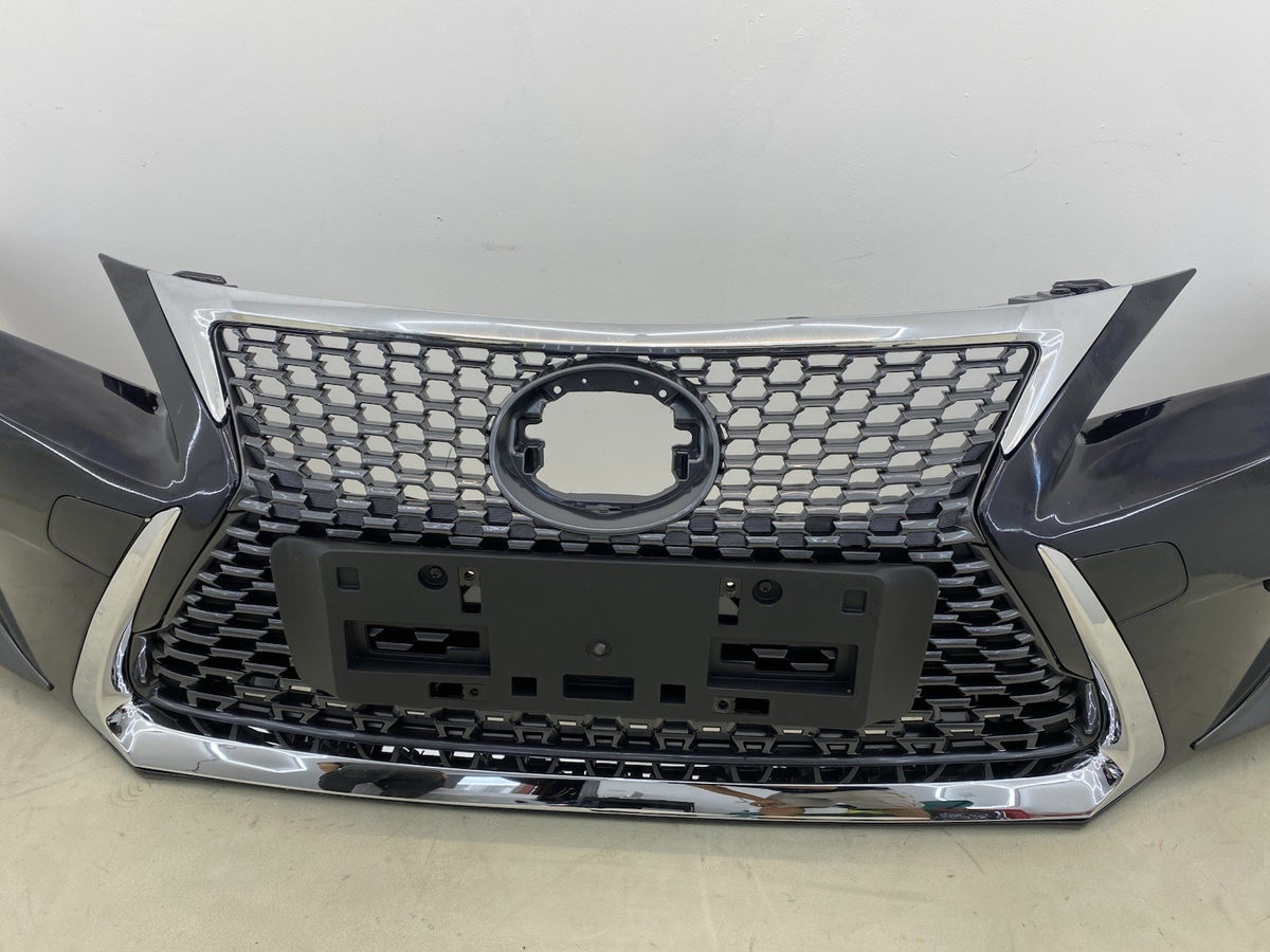 LEXUS CT200H COMPLETE FRONT BUMPER WITH GRILL& FOGLIGTHS 2018-2023