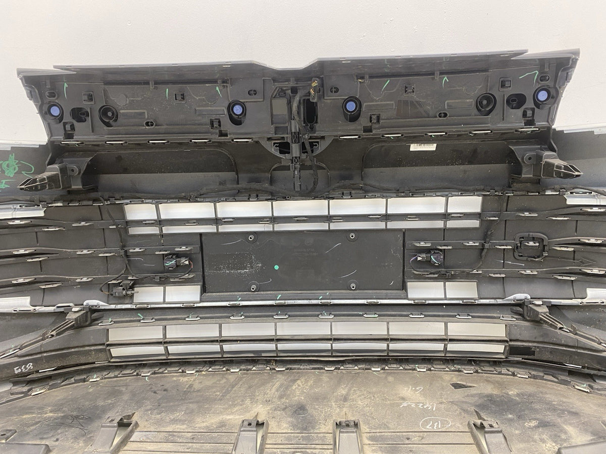 VOLKSWAGEN TIGUAN MK3 24-26 Complete Front Bumper In White With Sensors And Wire