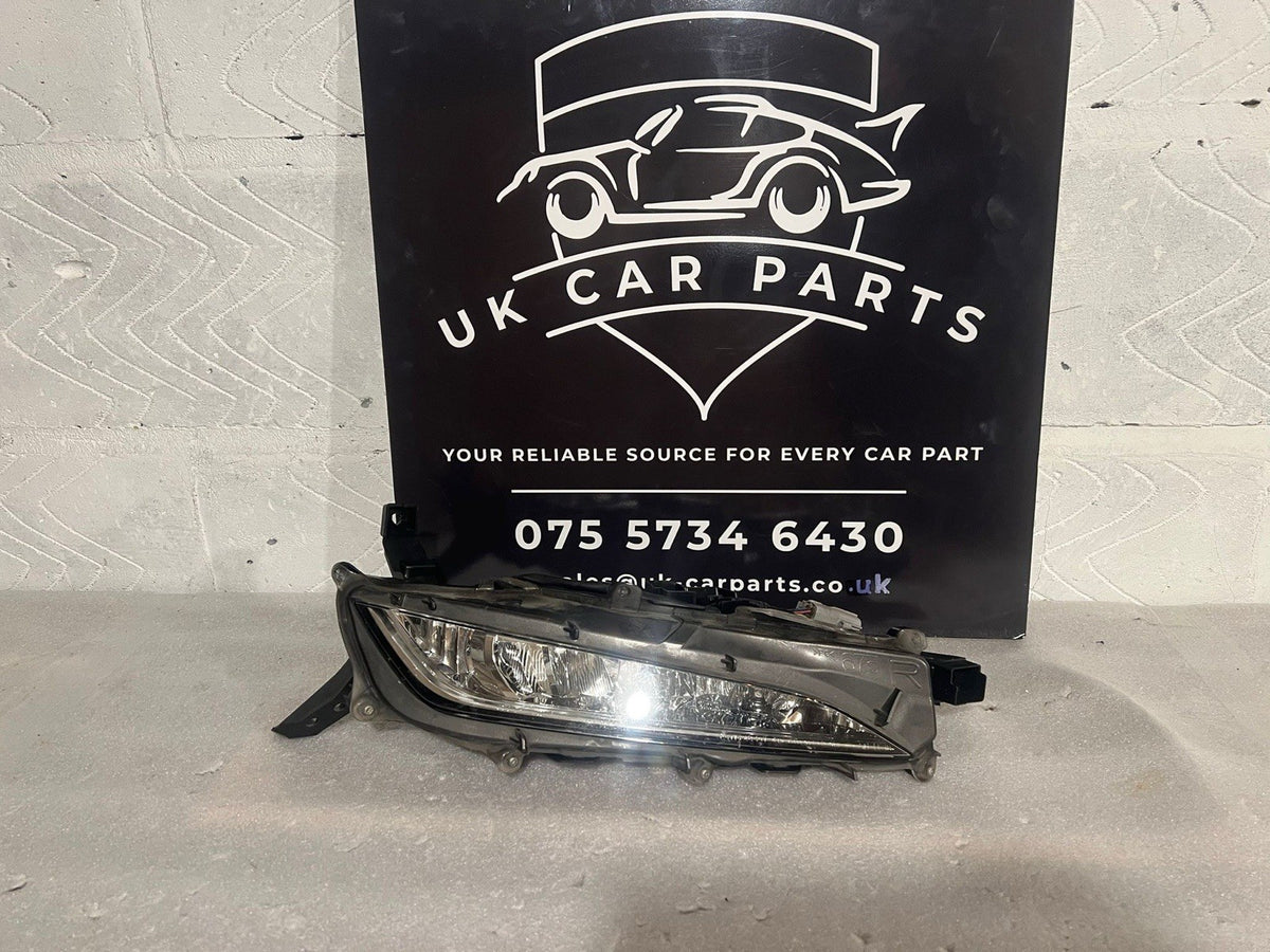 LEXUS RX450H 2016-2022 RIGHT DRIVER SIDE FOG LIGHT LED GENIUNE