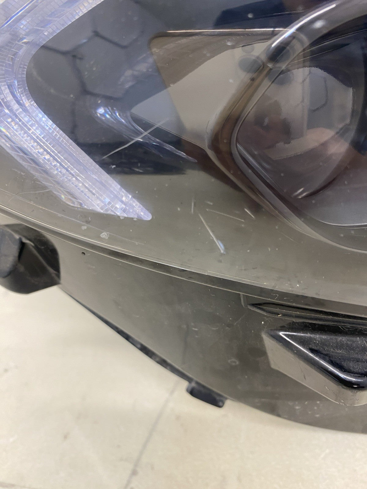 MERCEDES EQA EQB W243 DRIVER SIDE RIGHT LED HEADLIGHT 2022- 2026  A2439069400