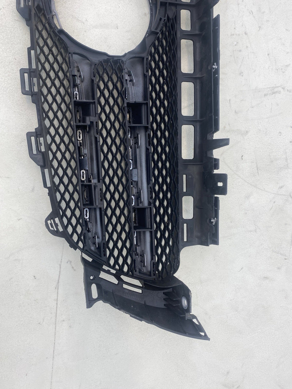 Mercedes E Class W213 Front Bumper Main Grill 2016 TO 2020 A2138880223 Genuine