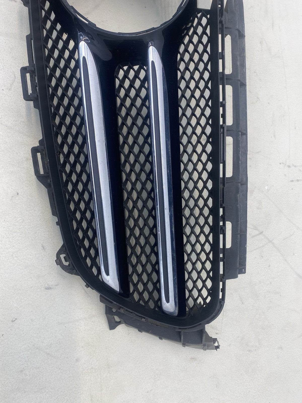 Mercedes E Class W213 Front Bumper Main Grill 2016 TO 2020 A2138880223 Genuine