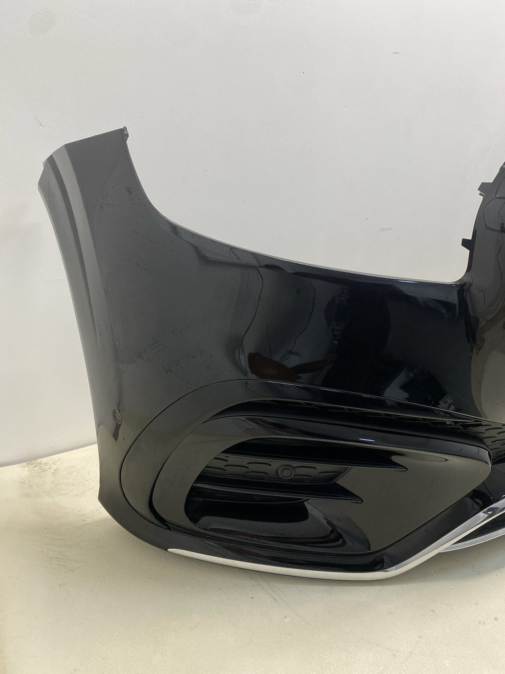 Mercedes Benz GLS X167 Facelift Complete Front Bumper With Wire & Sensor 2023-26